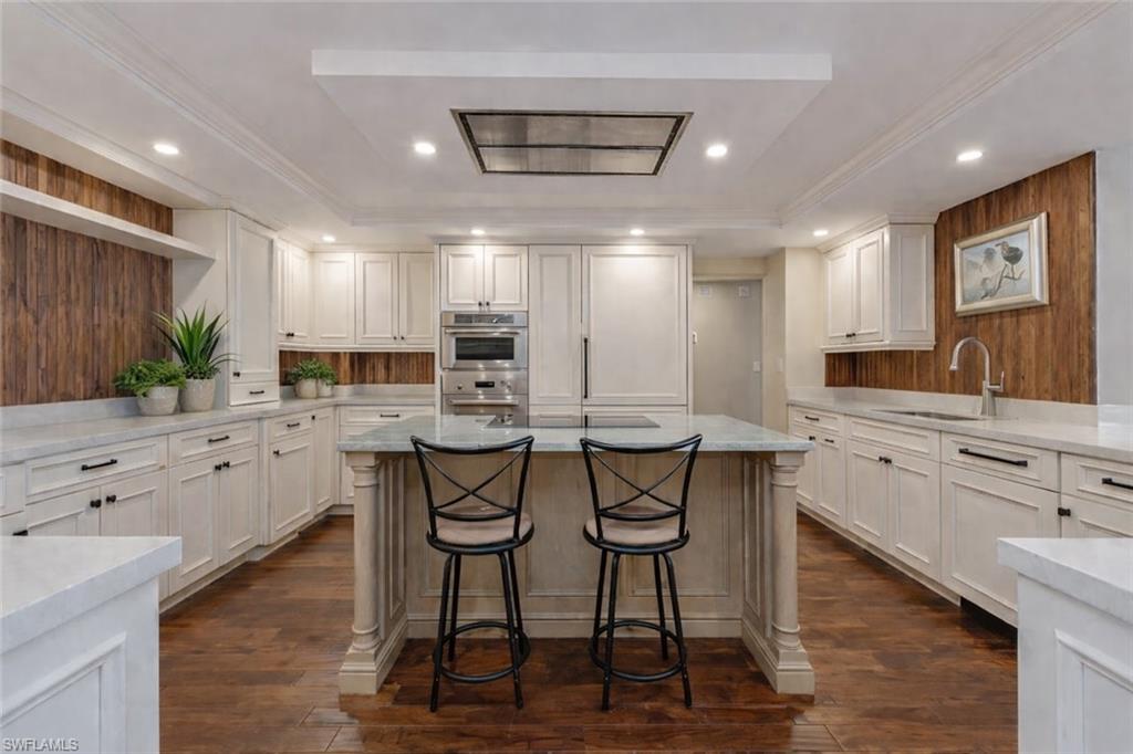 STRATFORD - Residential