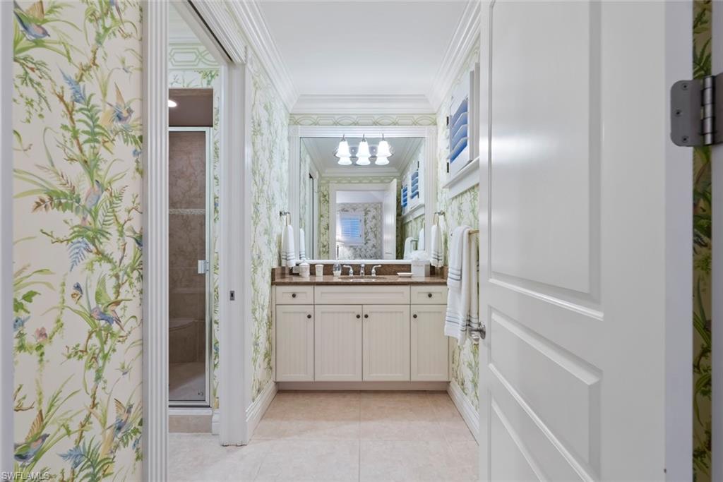 AQUALANE SHORES - Residential