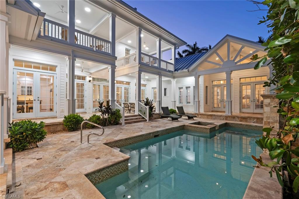 AQUALANE SHORES - Residential