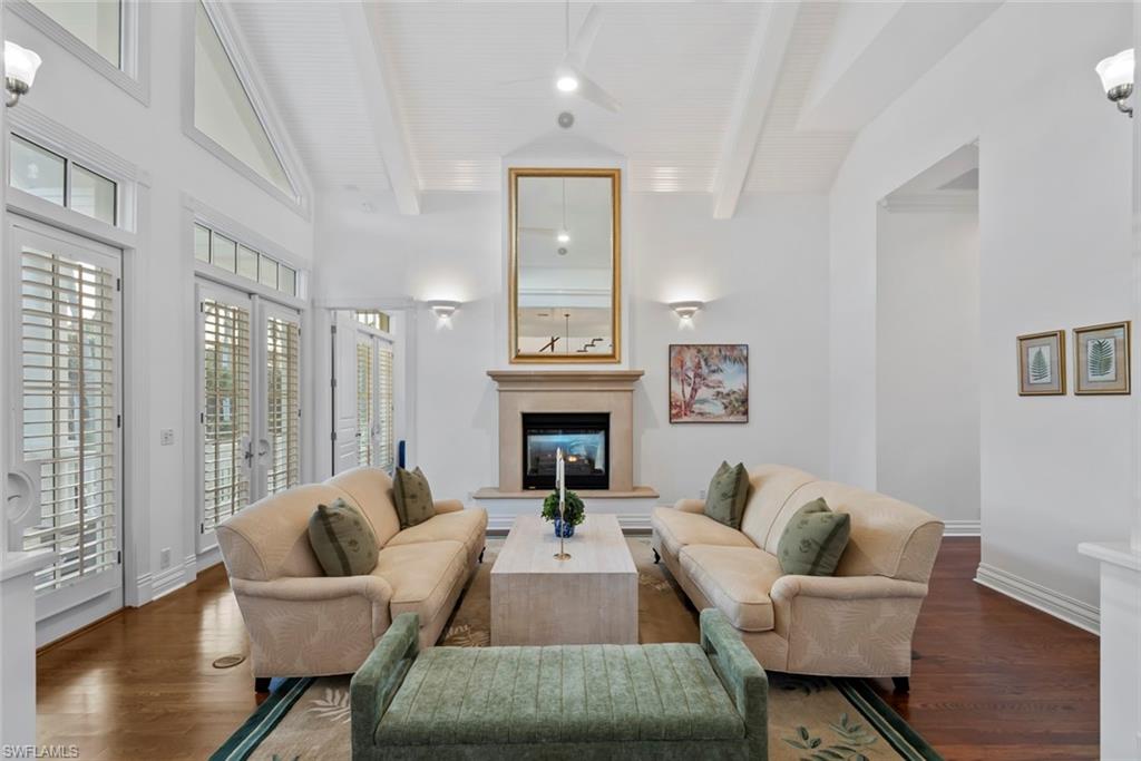 AQUALANE SHORES - Residential