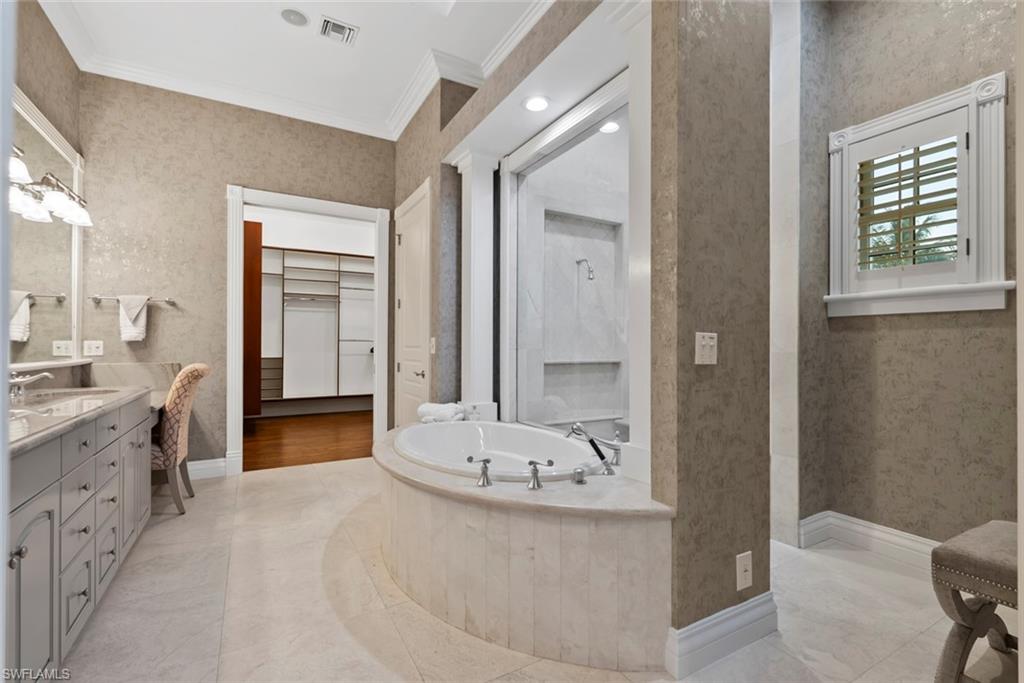 AQUALANE SHORES - Residential