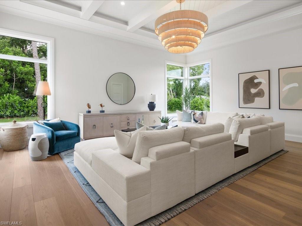 PINE RIDGE - Residential