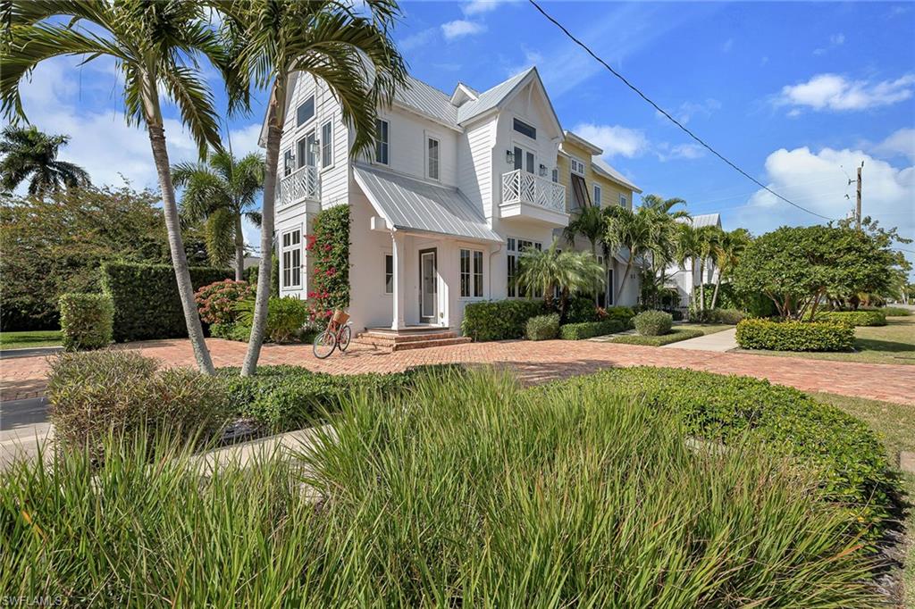 OLDE NAPLES - Residential