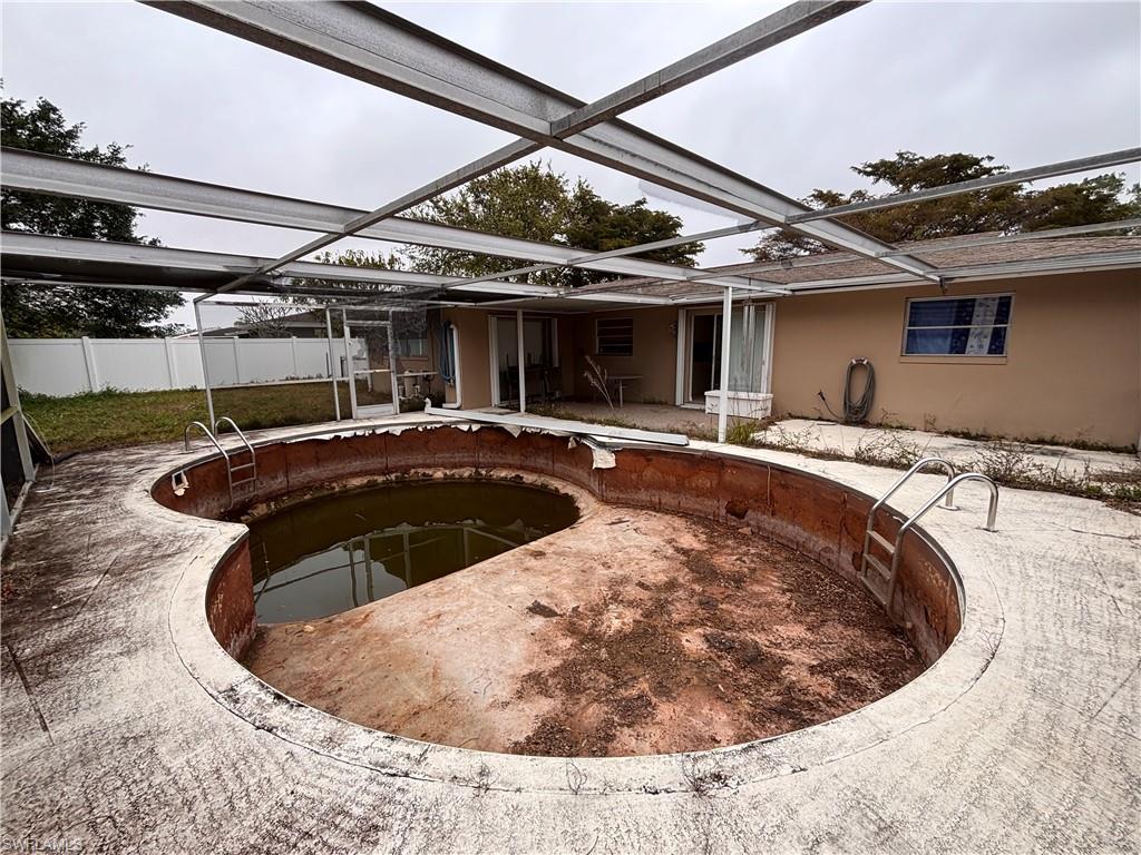 CYPRESS LAKE COUNTRY CLUB - Residential