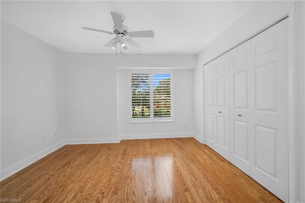 OAKWOOD VILLAS - Residential