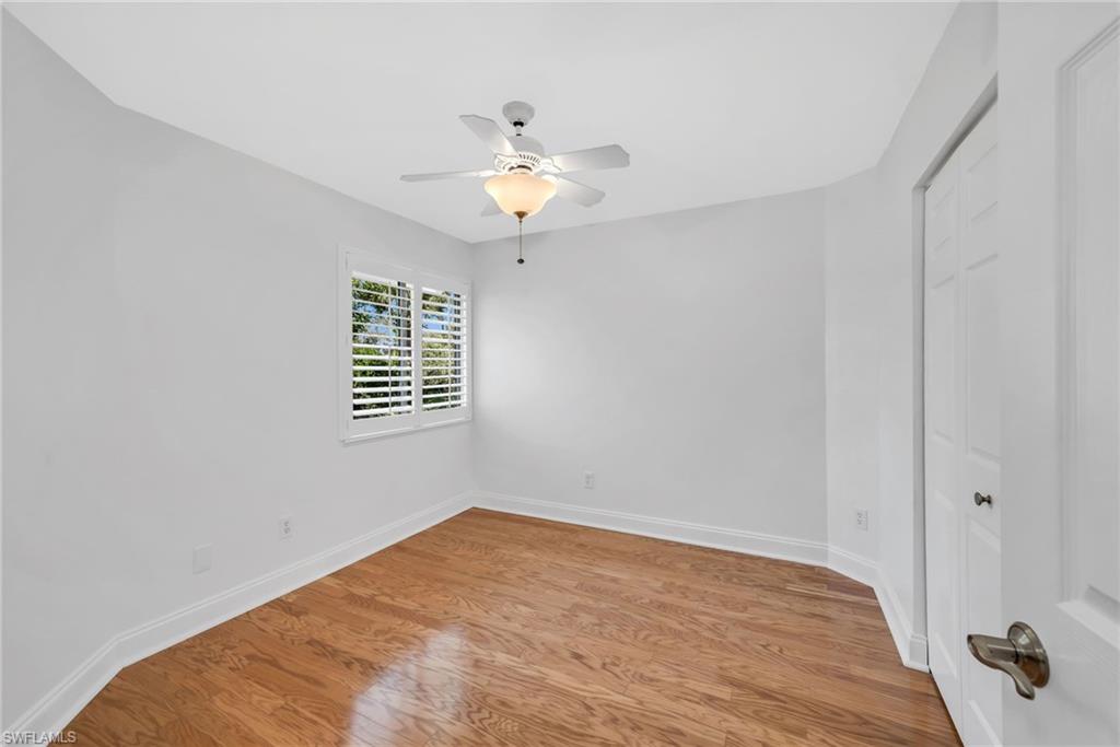 OAKWOOD VILLAS - Residential