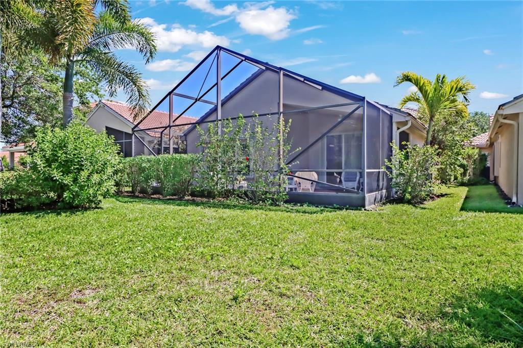 SATURNIA LAKES - Residential