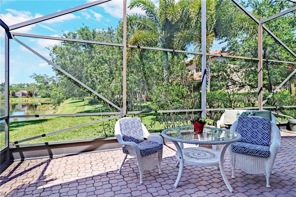 SATURNIA LAKES - Residential