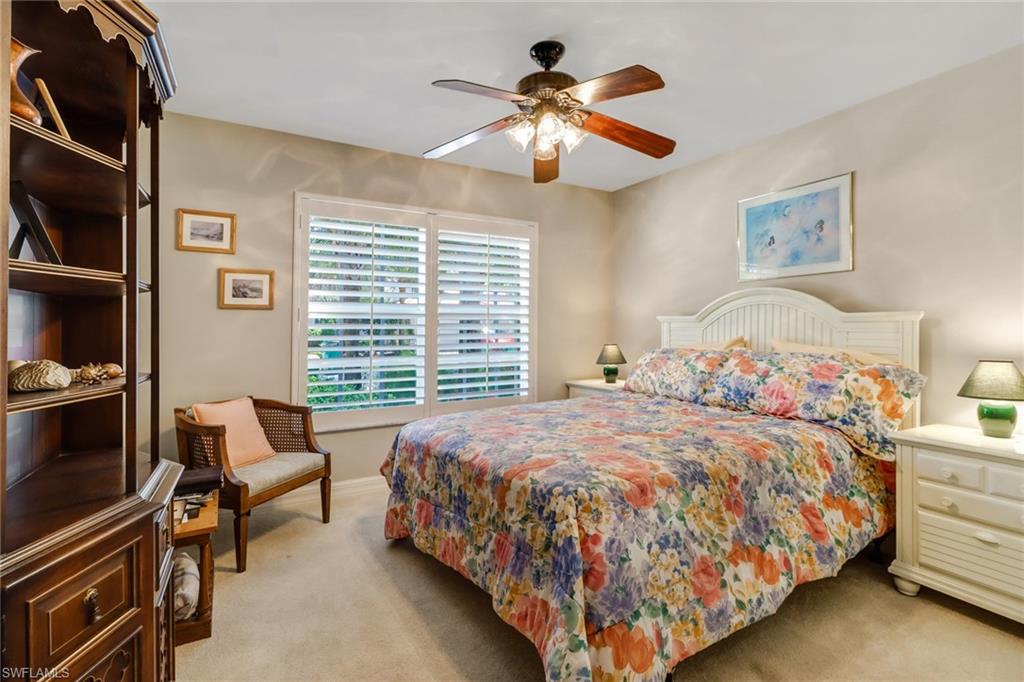 SATURNIA LAKES - Residential