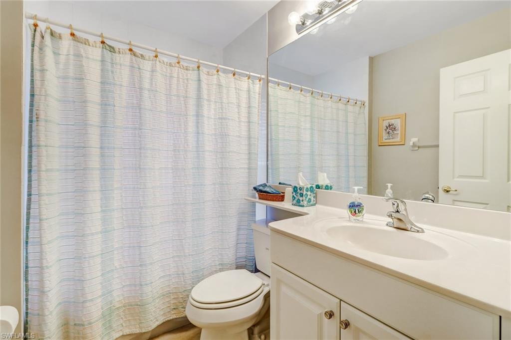 SATURNIA LAKES - Residential