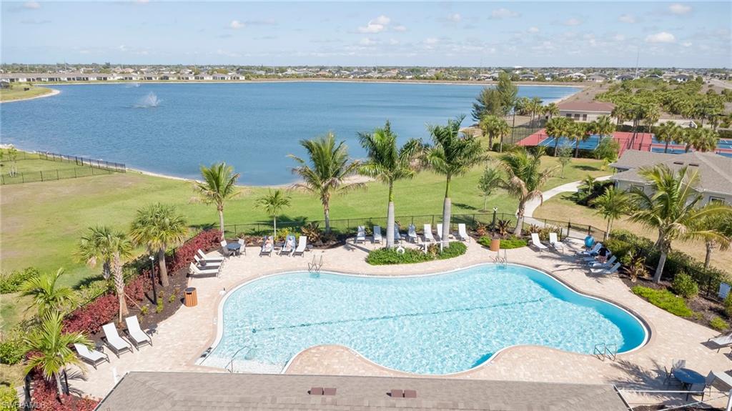 STONEWATER - Residential