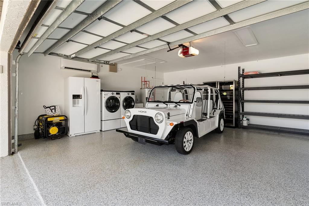 MOORINGS - Residential