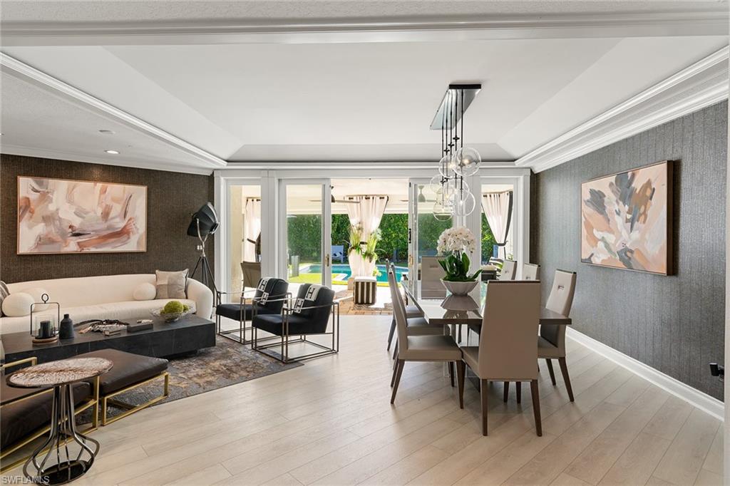 MOORINGS - Residential