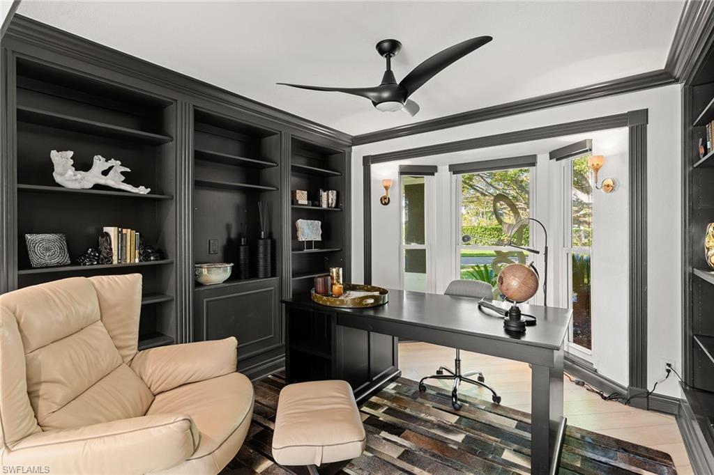 MOORINGS - Residential