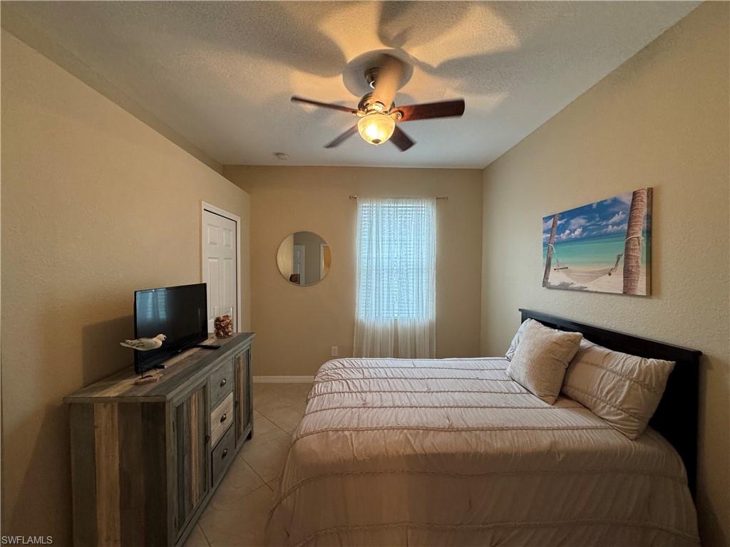 REFLECTION LAKES OF NAPLES - Residential