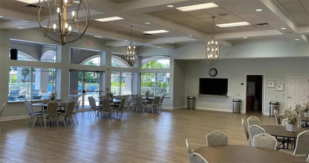 REFLECTION LAKES OF NAPLES - Residential