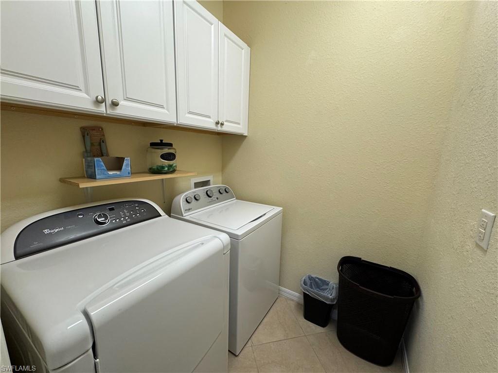 REFLECTION LAKES OF NAPLES - Residential