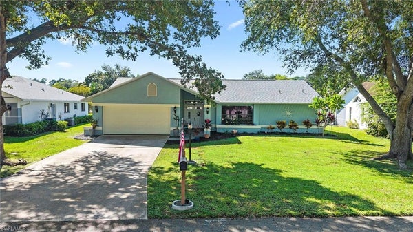 19148 CYPRESS VIEW DR, FORT MYERS, FL 33967 - Image 3fe58f4e88a980ef76930100fa55e3a2/3298237343