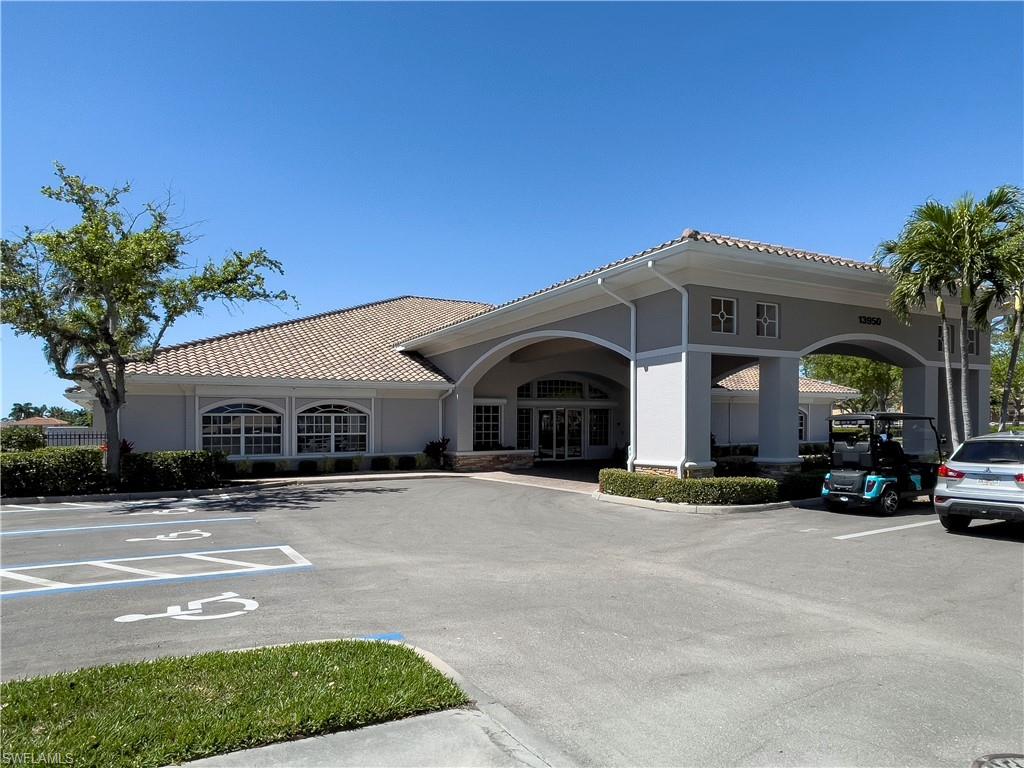 REFLECTION LAKES - Residential