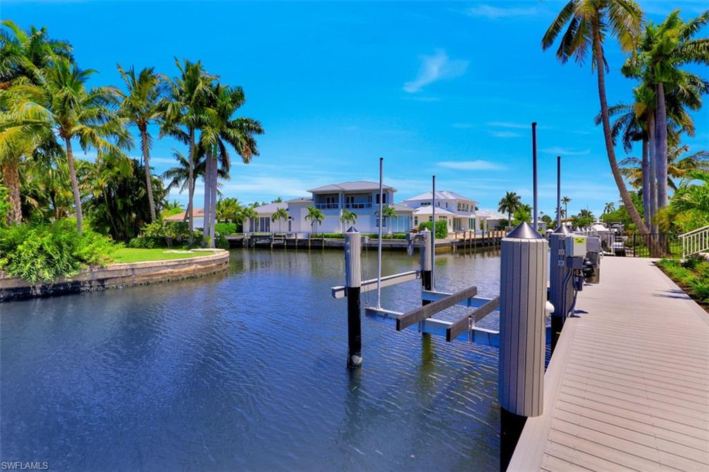 ROYAL HARBOR - Residential