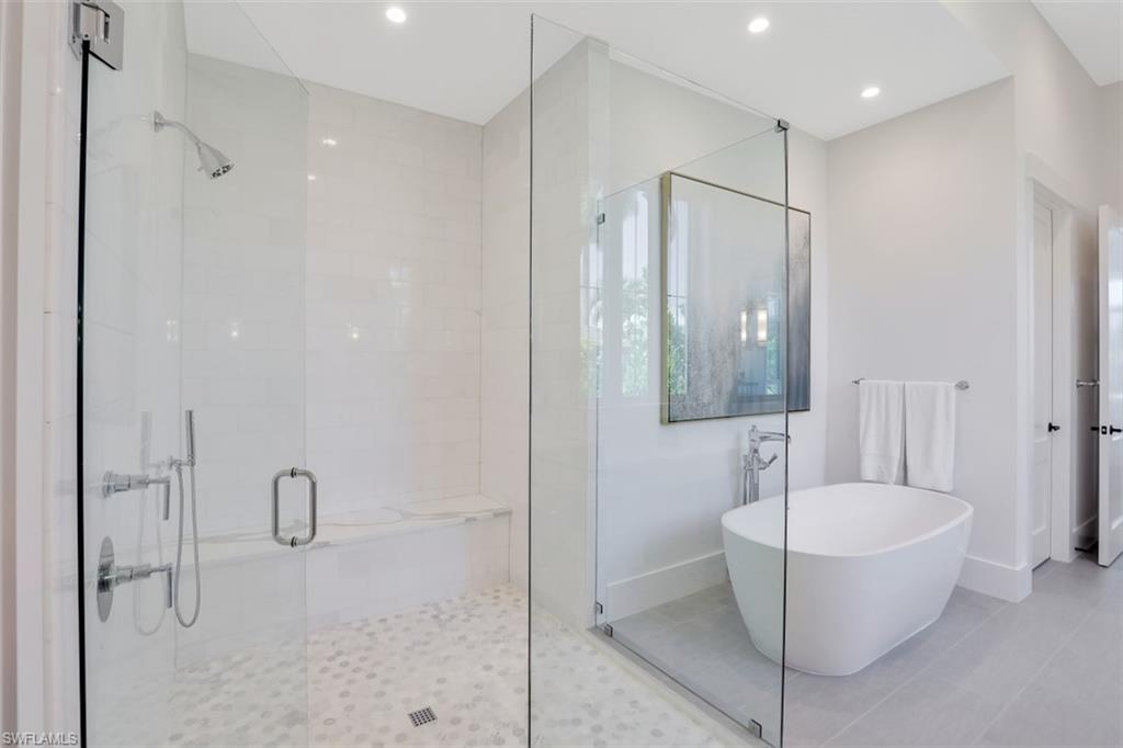 ROYAL HARBOR - Residential