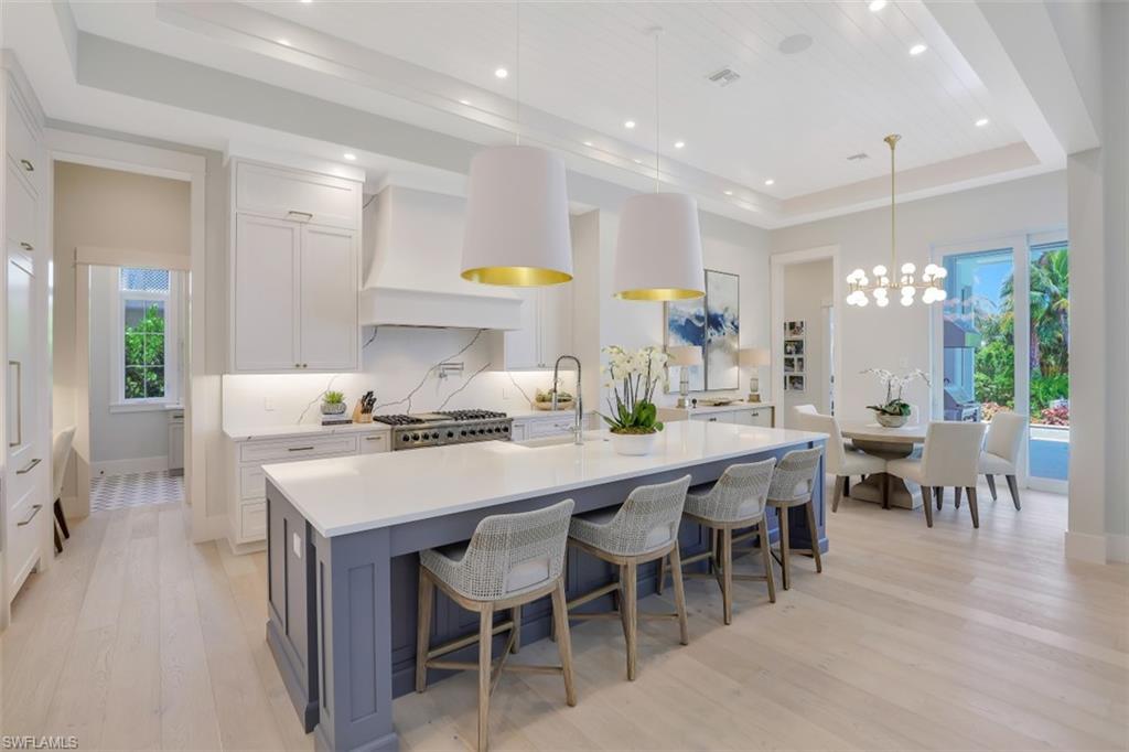 ROYAL HARBOR - Residential