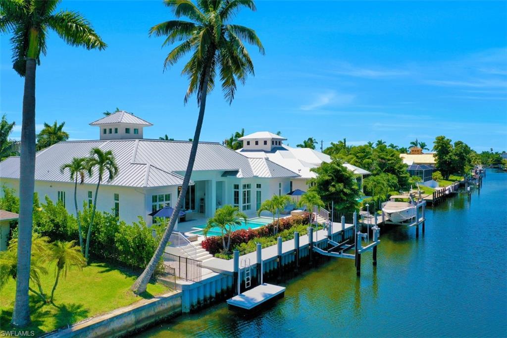 ROYAL HARBOR - Residential