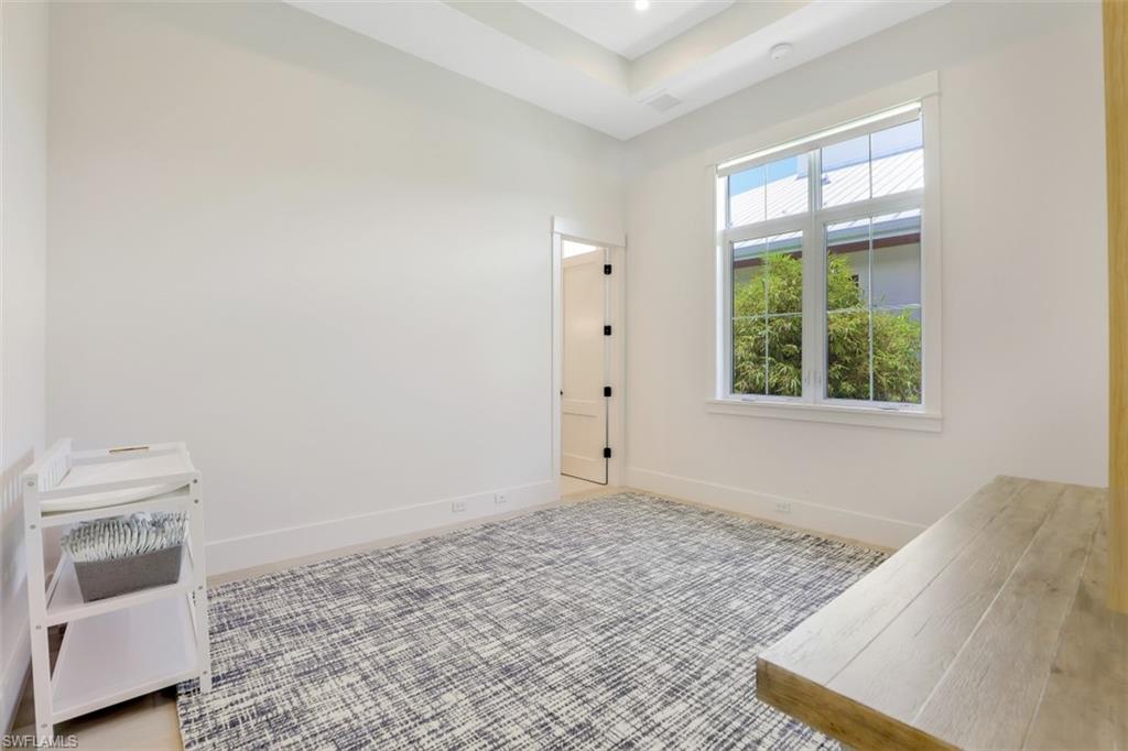 ROYAL HARBOR - Residential