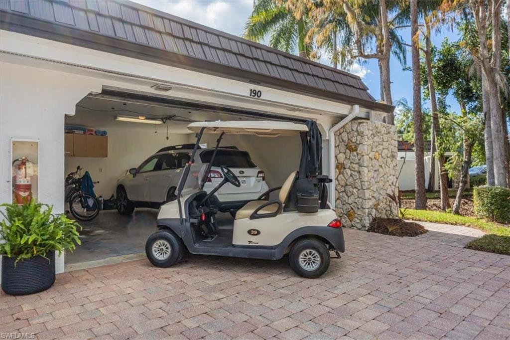 BEARS PAW VILLAS - Residential