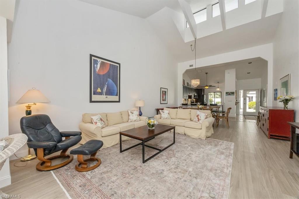 BEARS PAW VILLAS - Residential