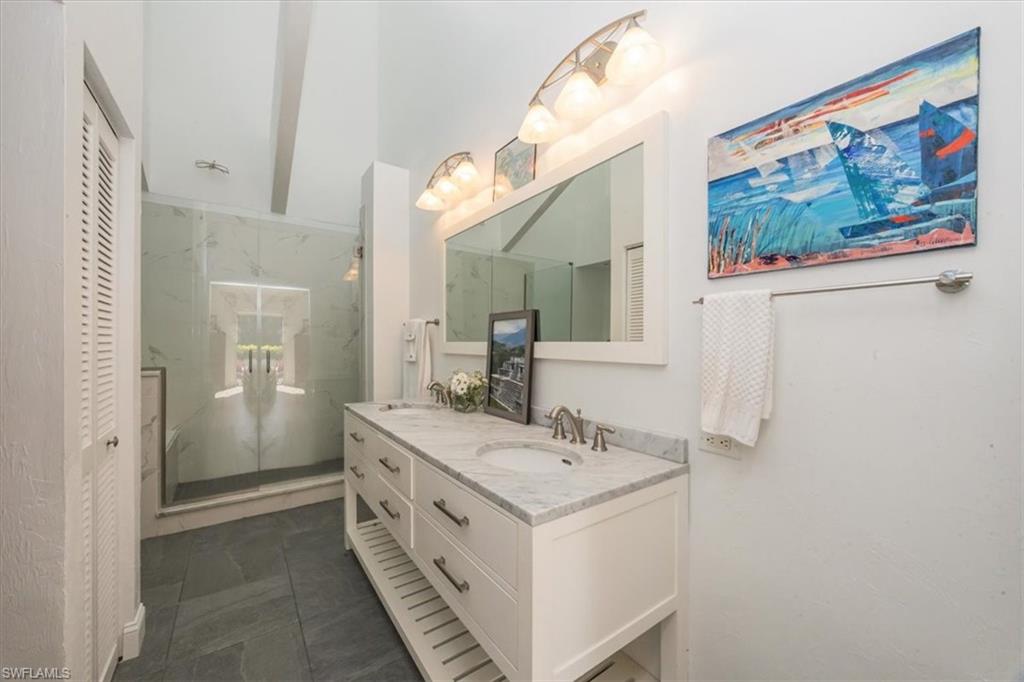 BEARS PAW VILLAS - Residential