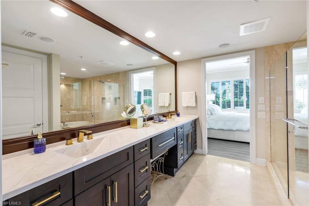 GRANDE GENEVA - Residential