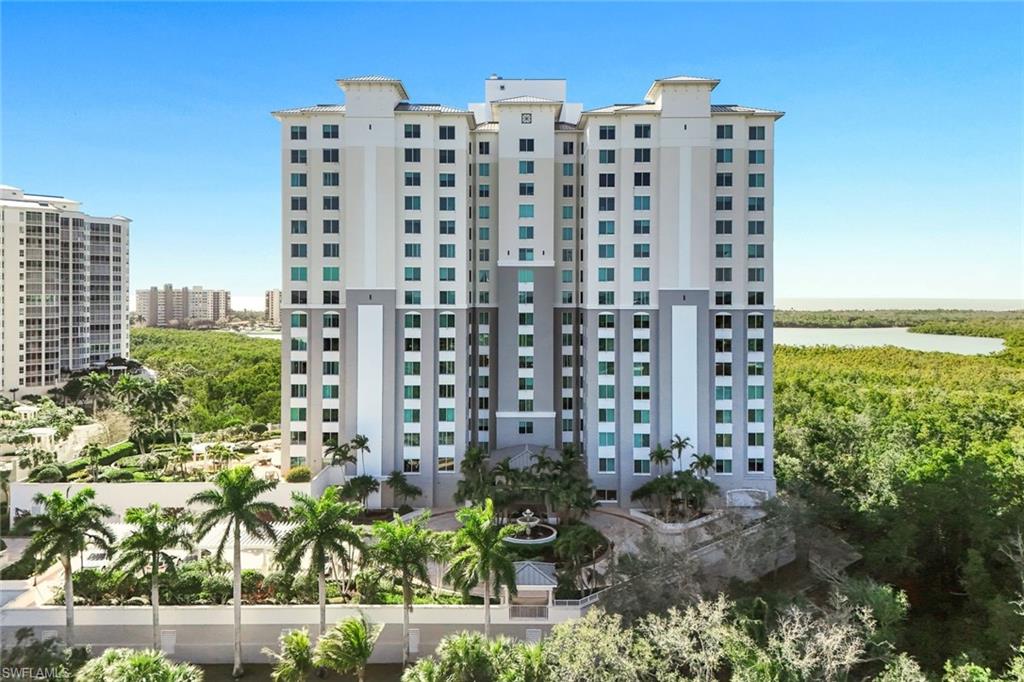 GRANDE GENEVA - Residential