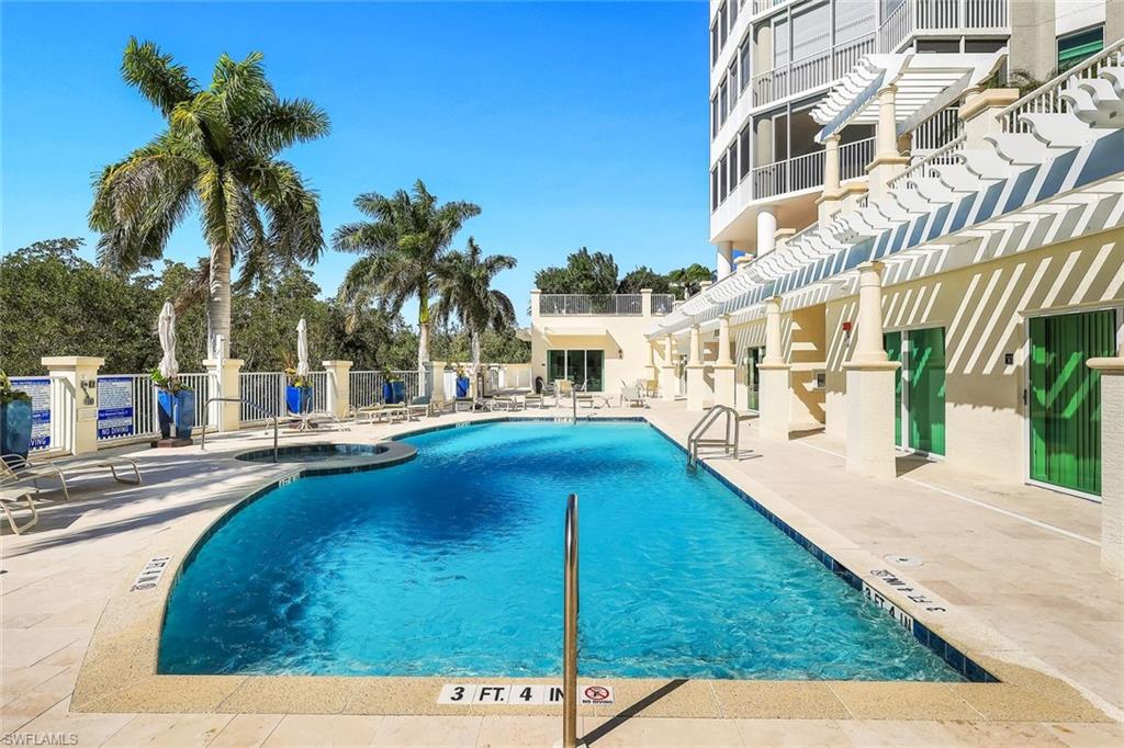 GRANDE GENEVA - Residential