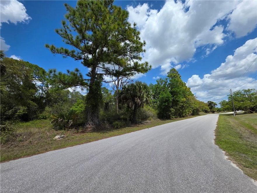 Build your dream home on this 10,000 sq ft homesite ideally located in the growing community of Port Charlotte. Enjoy easy access to US-41, making commutes to Sarasota or Fort Myers simple and convenient. This prime location puts you right in the heart of it all—just minutes from two MLB Spring Training stadiums, a wide variety of shopping and dining options, scenic public parks, and some of Southwest Florida’s most beautiful Gulf Coast beaches, all within a short 30-minute drive. For builders and investors, this property presents a great opportunity in an area experiencing steady growth with strong demand for new construction—ideal for a spec home or long-term hold. Whether you're looking to build now or invest for the future, this property offers the perfect blend of location, lifestyle, and upside potential.