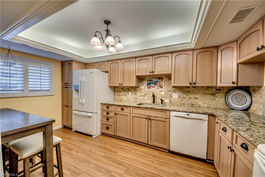 CHATEAU LE BEAU CONDOMINIUM - Residential