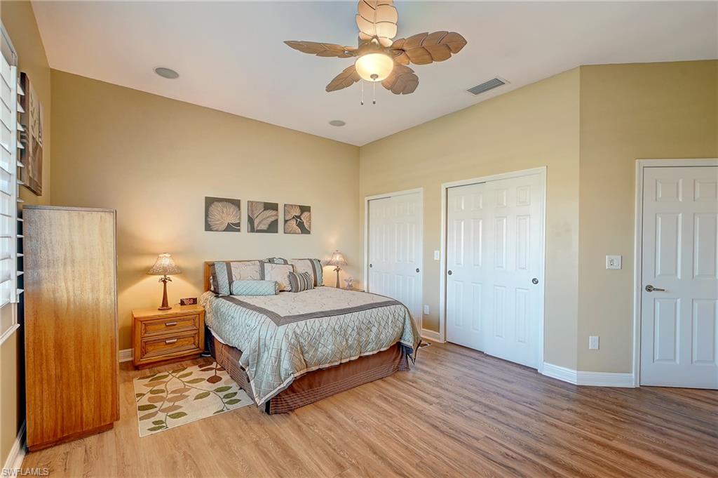 BELL TOWER PARK - Residential