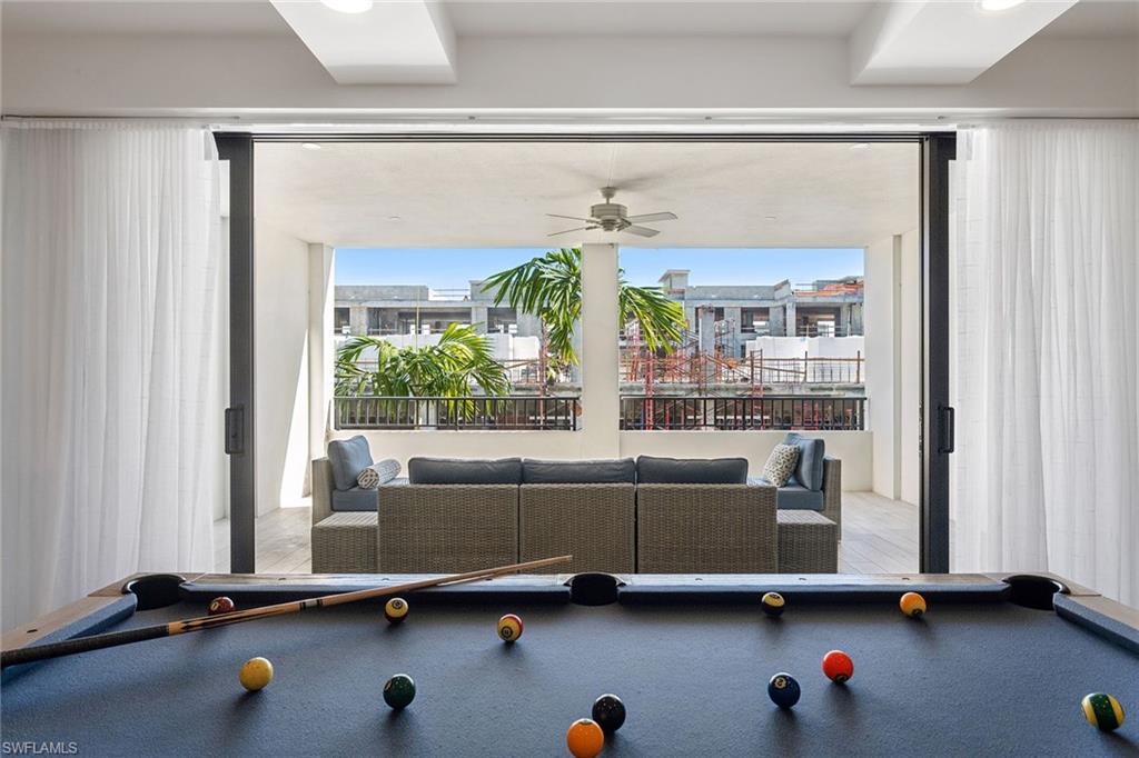 NAPLES SQUARE - Residential Lease