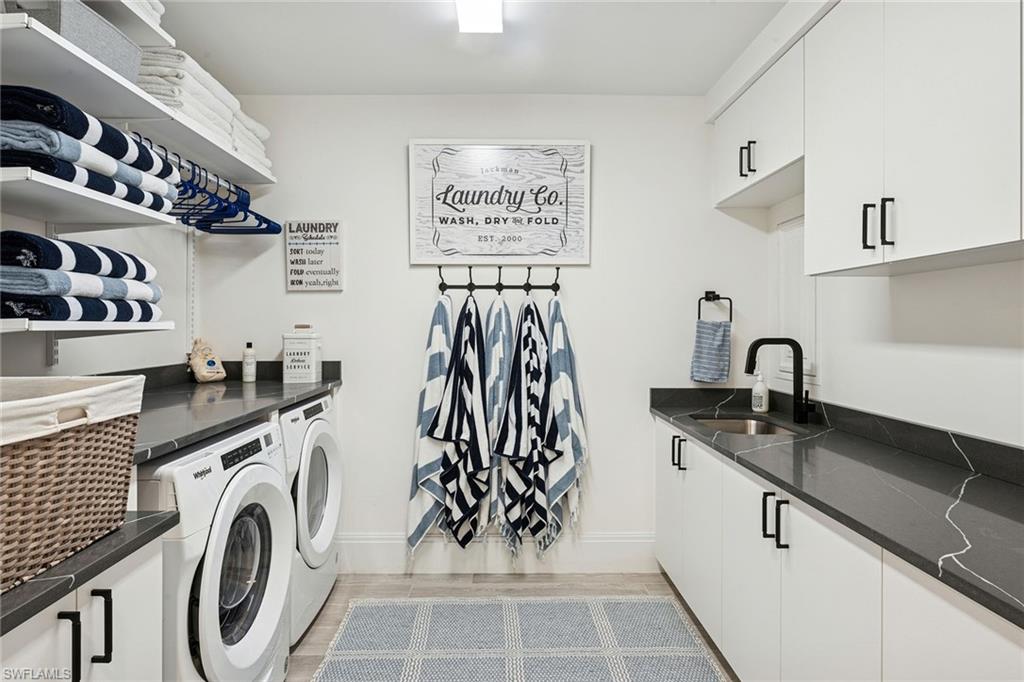 NAPLES SQUARE - Residential Lease