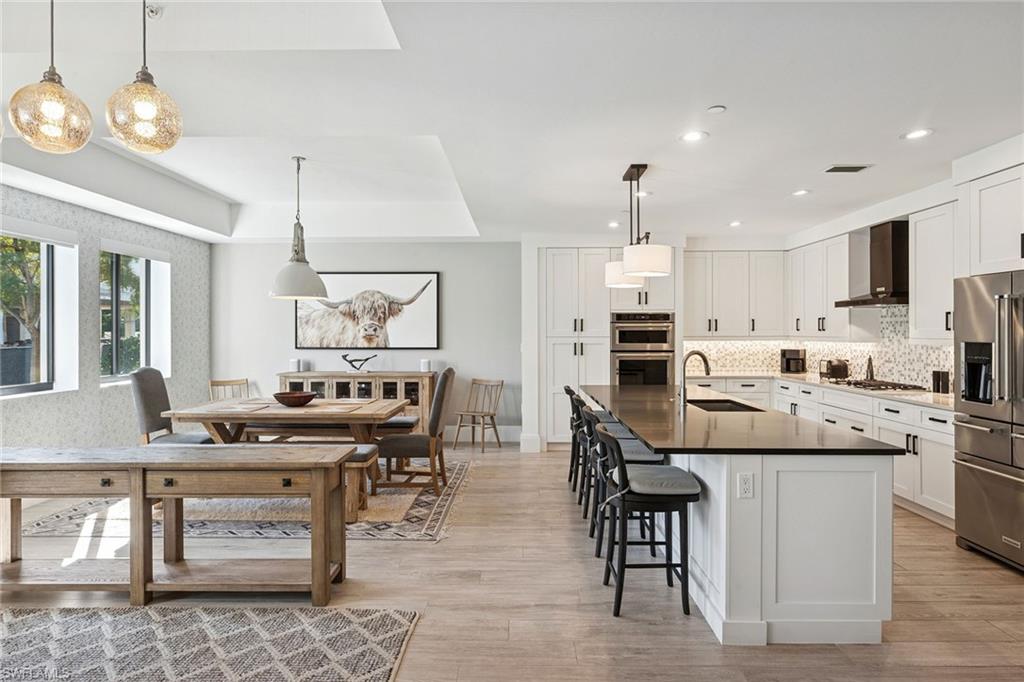 NAPLES SQUARE - Residential Lease