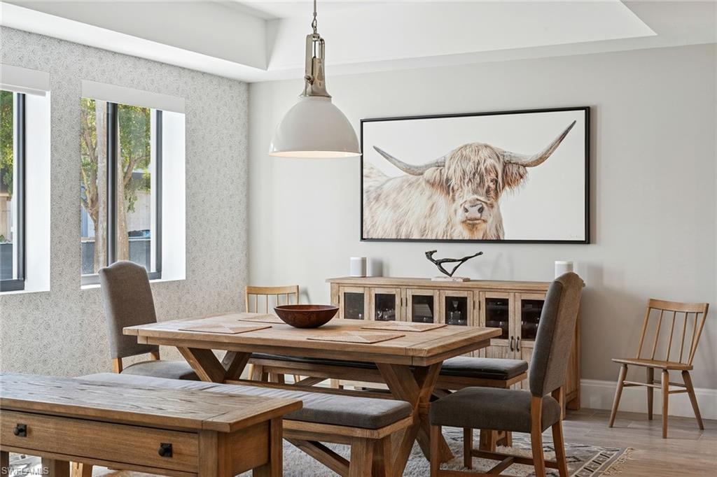 NAPLES SQUARE - Residential Lease