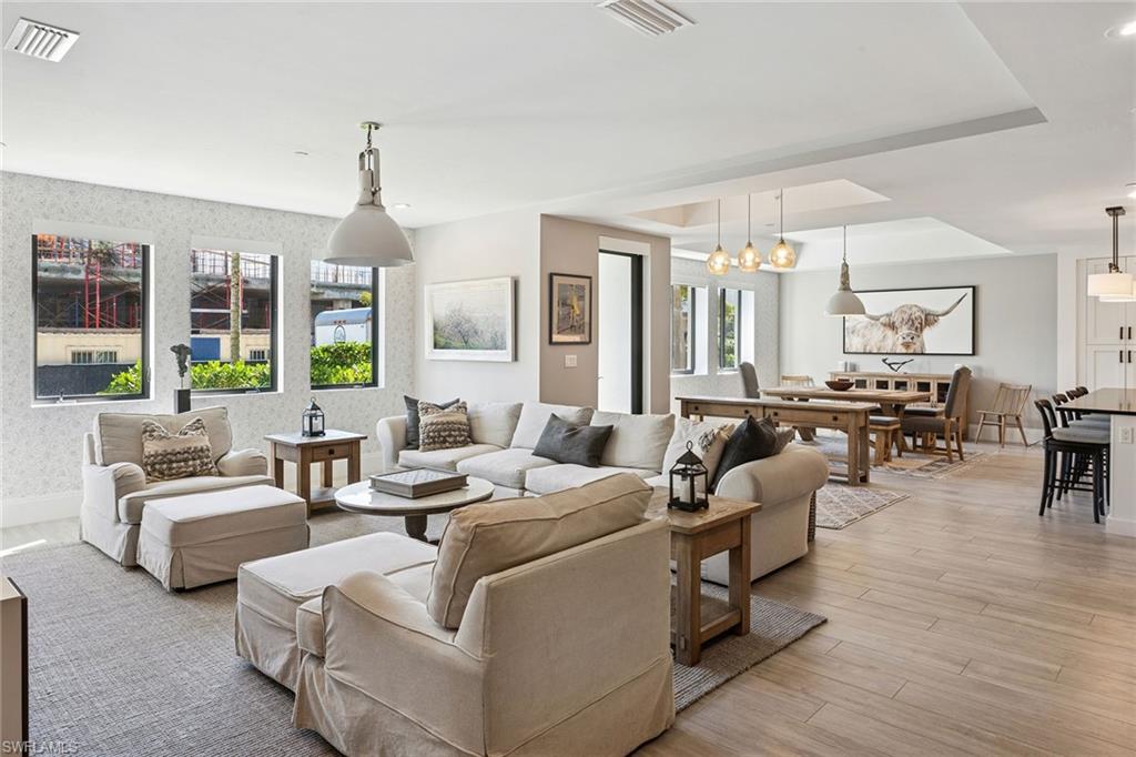 NAPLES SQUARE - Residential Lease