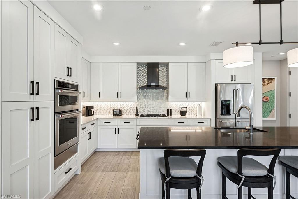 NAPLES SQUARE - Residential Lease