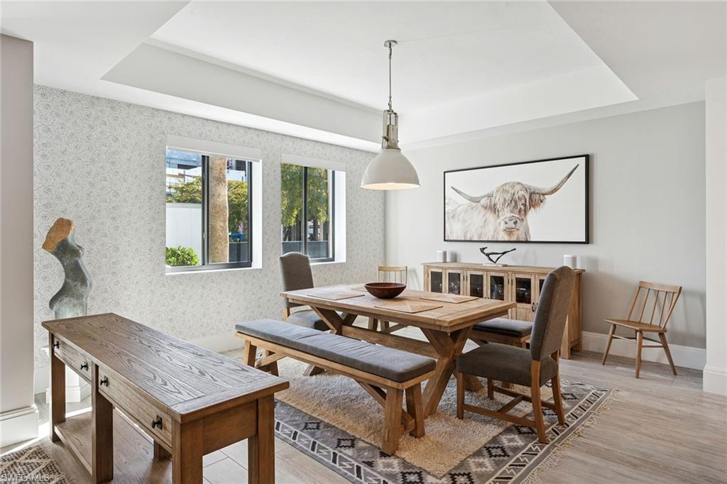 NAPLES SQUARE - Residential Lease