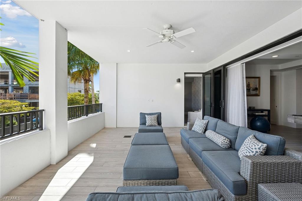 NAPLES SQUARE - Residential Lease