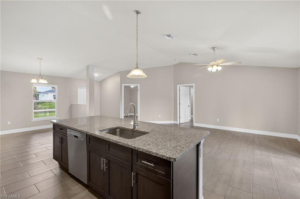 BUCKINGHAM - Residential