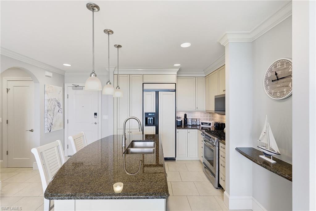 THE STRADA - Residential Lease