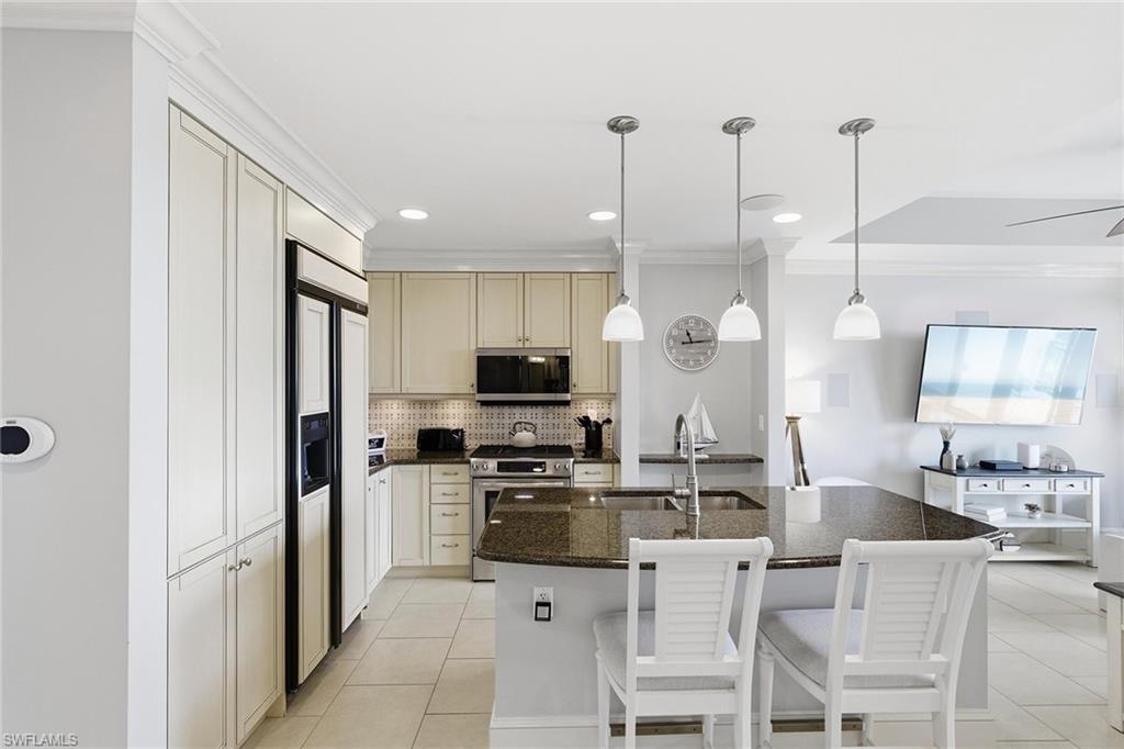 THE STRADA - Residential Lease