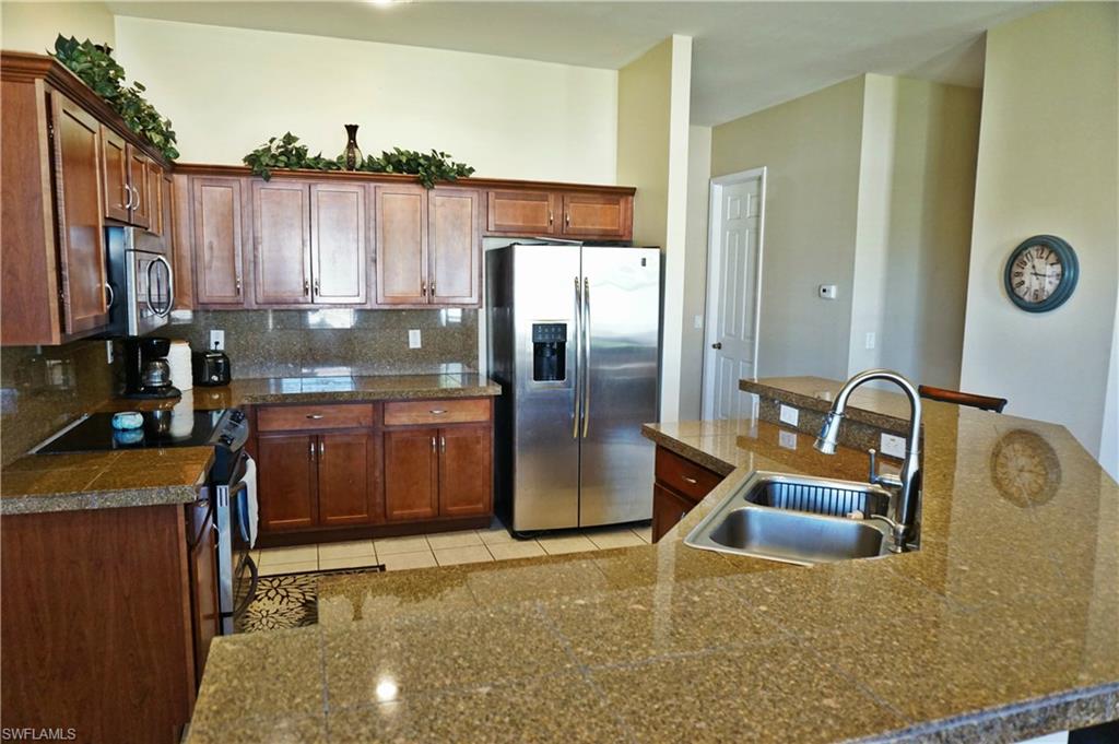 HAWK'S PRESERVE - Residential