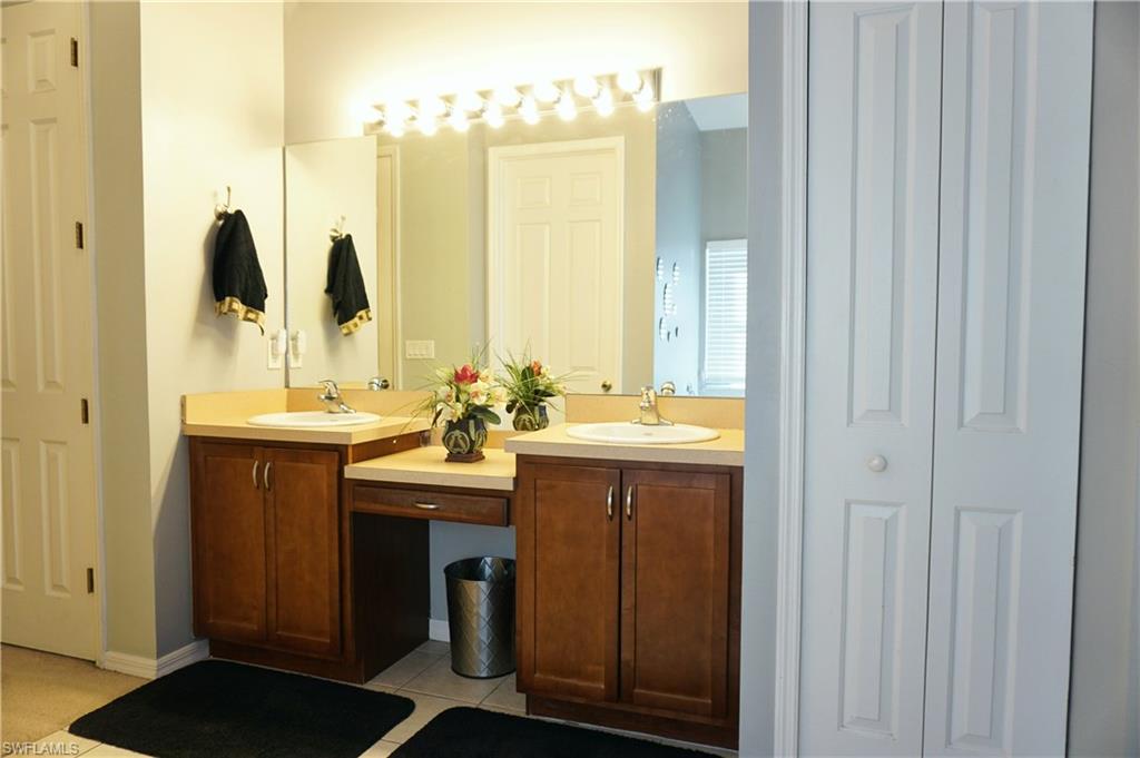 HAWK'S PRESERVE - Residential